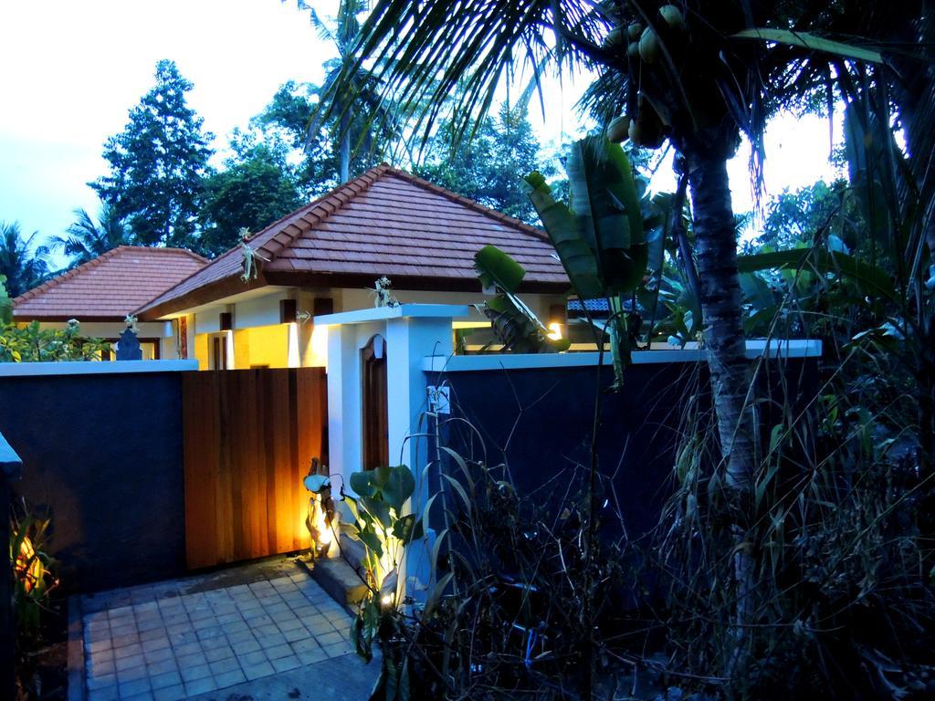 Jayastuti House Villa Ubud Szoba fotó
